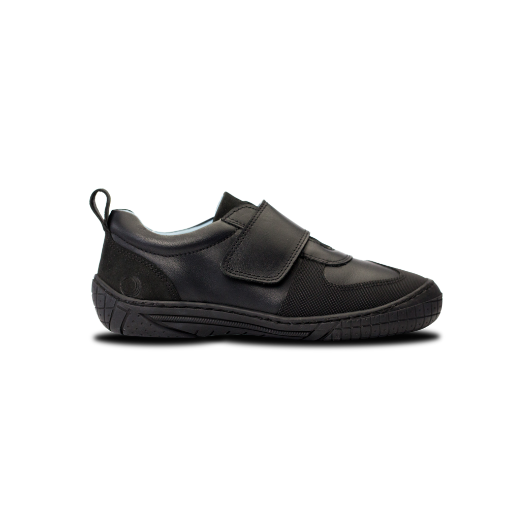 Scoop Sneaker - Black