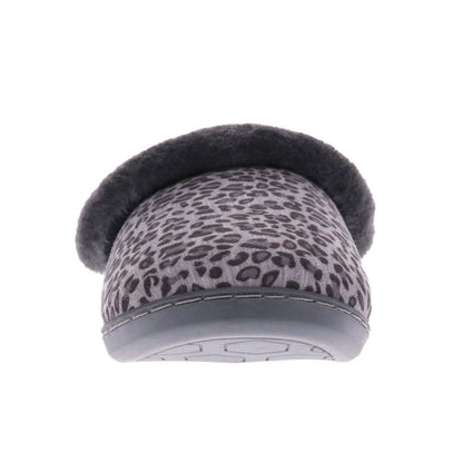 Snooze II - Grey Leopard