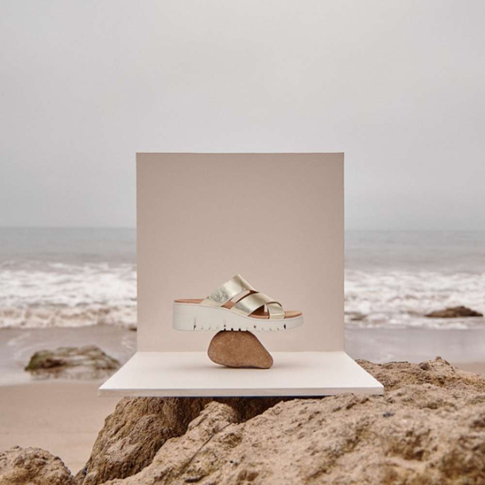 Uptown Sunset Wedge - Gold