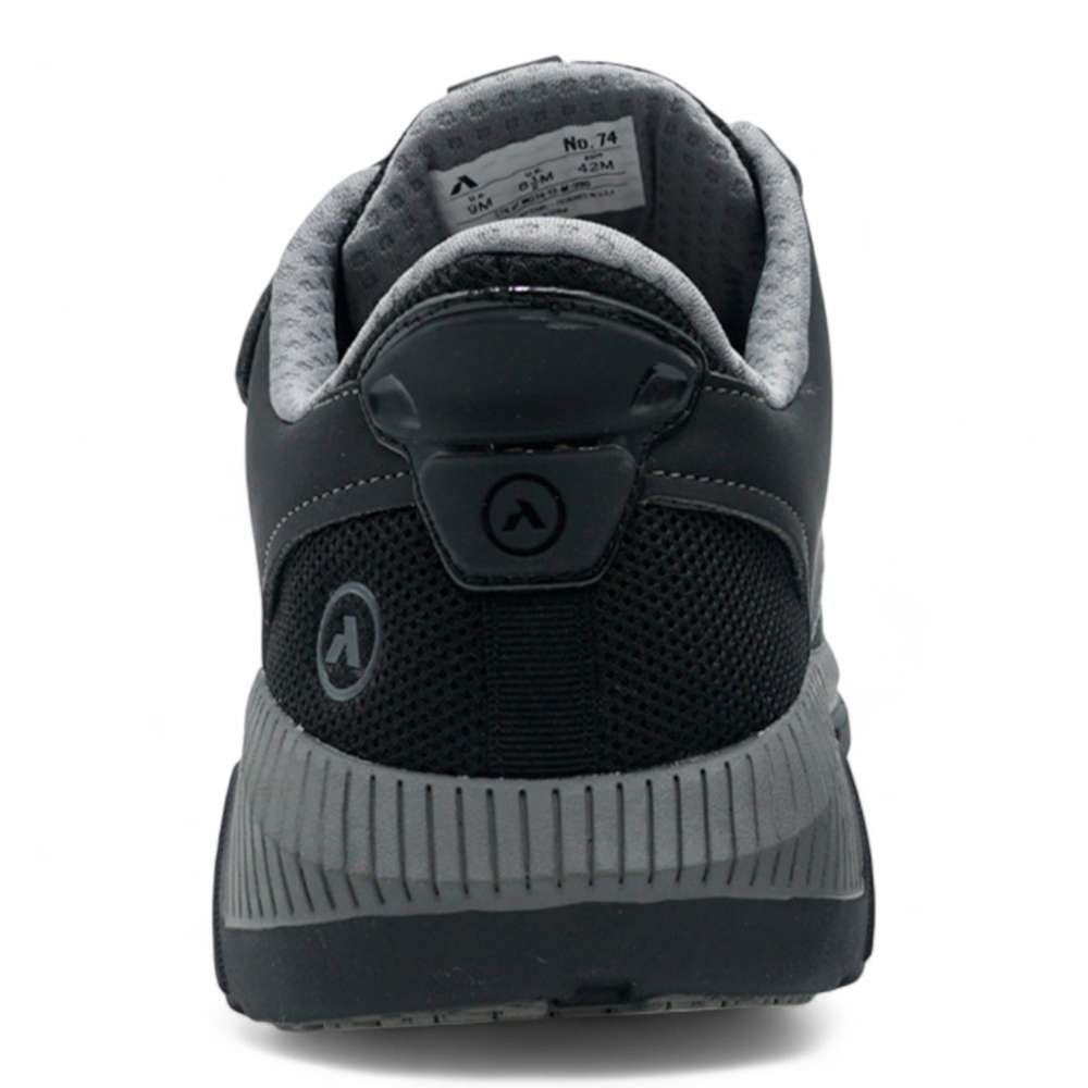 No. 74 Double Depth Sport Jogger W/ Heel Assist - Black/Grey