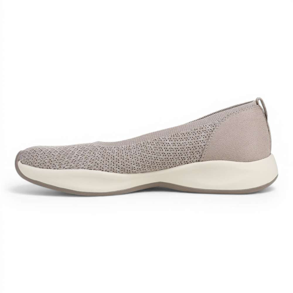 Unity Skimmer Active Slip-On - Taupe