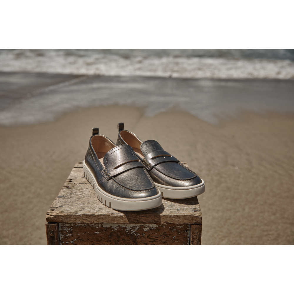 Uptown Loafer - Gunmetal Leather