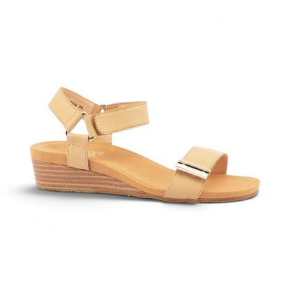 Utica Plain Sandal - Honey / Neutral